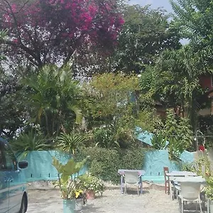 https://blue-mango-cottages.comcaribbean.com